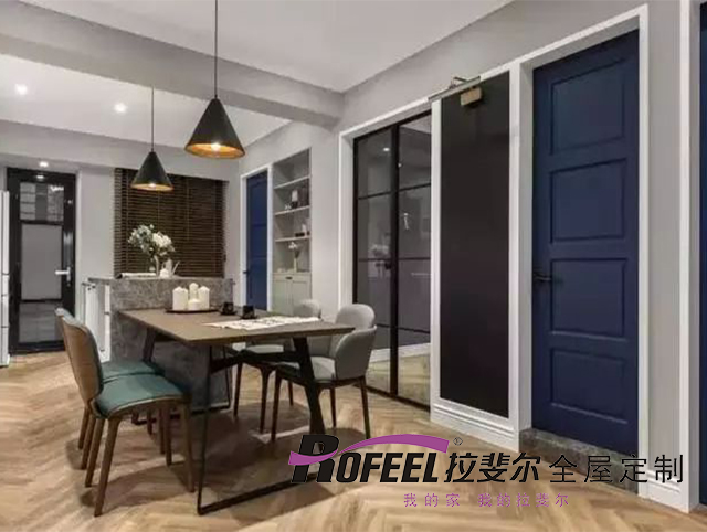 拉斐尔衣柜 | 自带美颜的地板