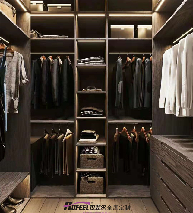 拉斐尔全屋定制|定制衣柜前，需要注意什么问题？